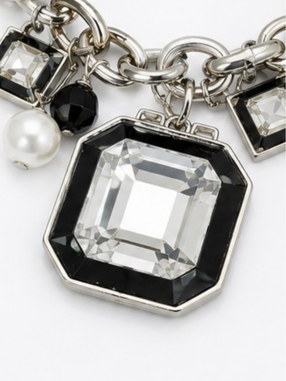 White House Black Market Crystal Statement Necklace Silver Tone Charm Collar WHB - Picture 4 of 7